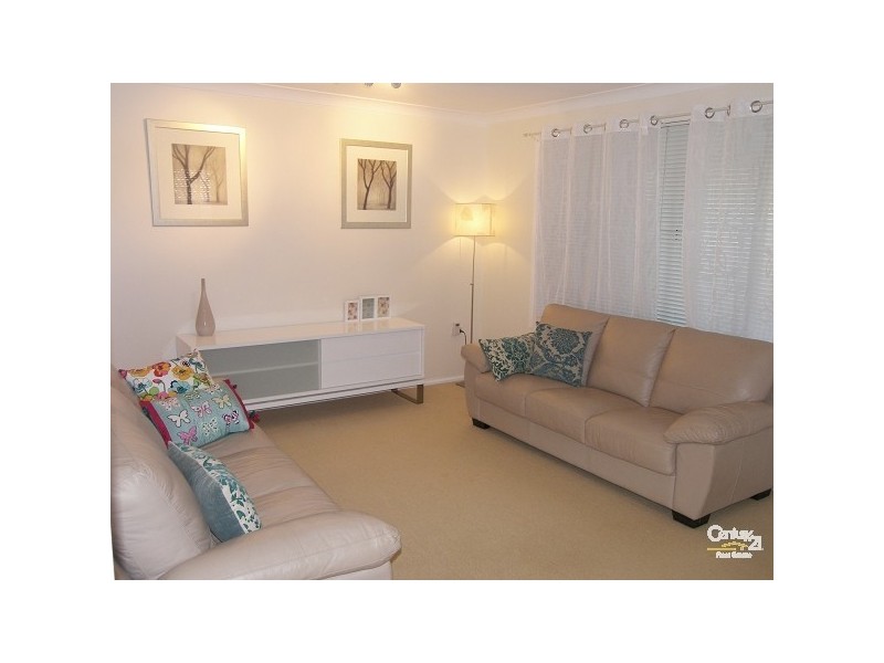 3 Raelyn Street, Centenary Heights QLD 4350