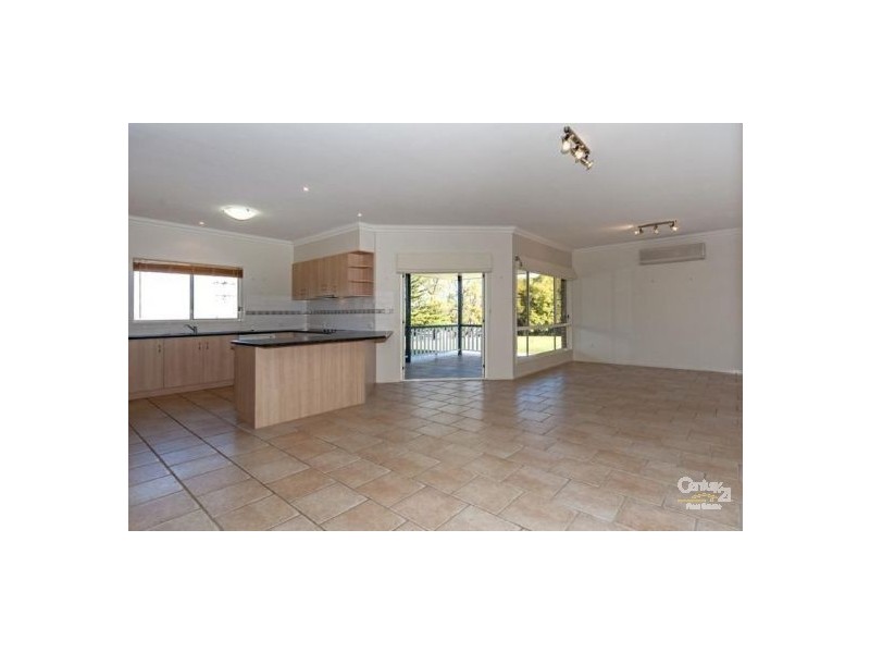 2 Donaghy Court, Middle Ridge QLD 4350