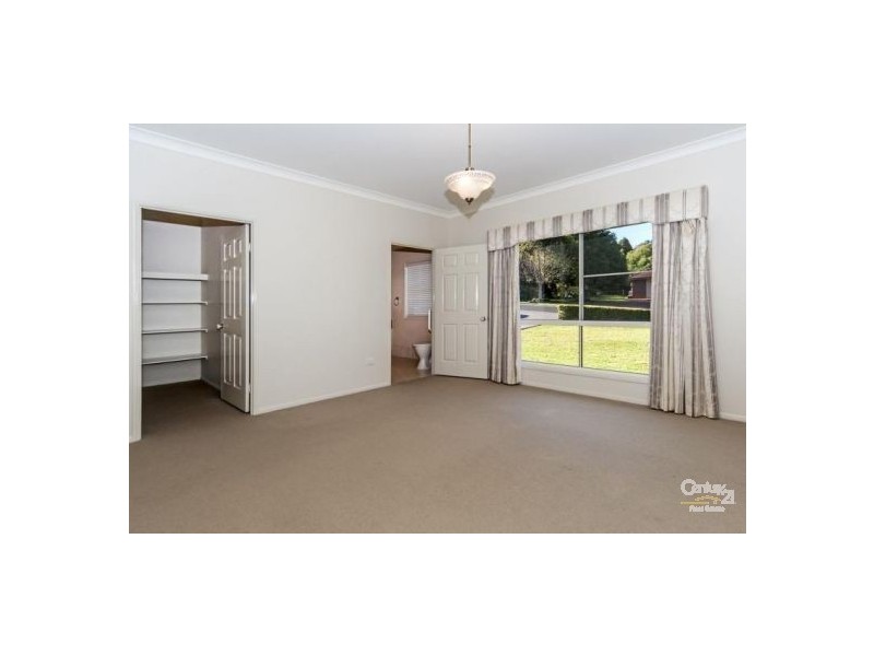 2 Donaghy Court, Middle Ridge QLD 4350