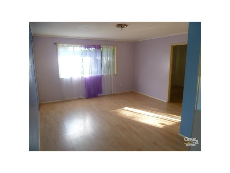 2/372  Tor Street, Newtown QLD 4350