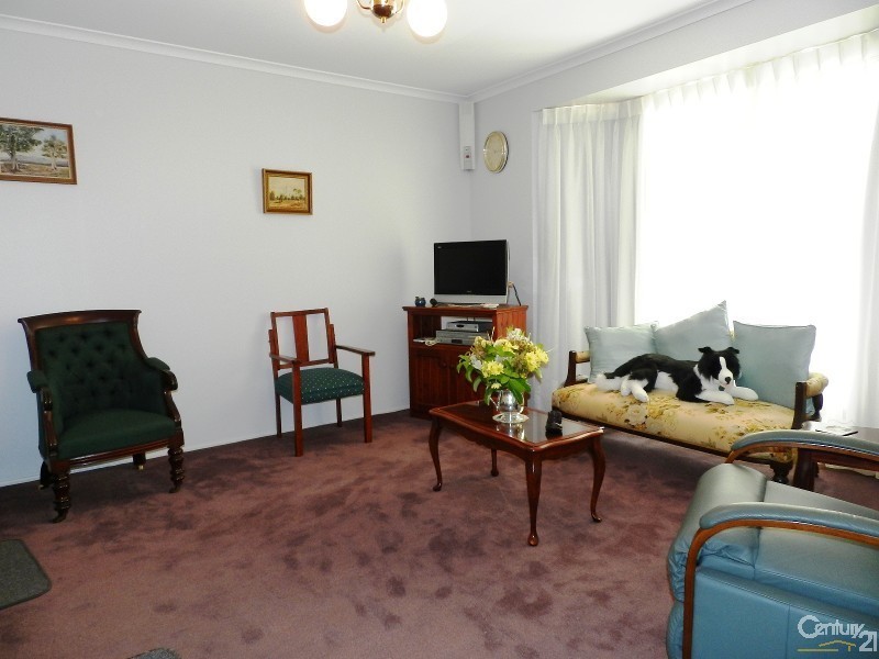 7 Plaza Circle, Highfields QLD 4352