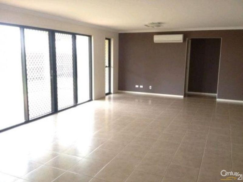 16 Beardsworth Court, Middle Ridge QLD 4350