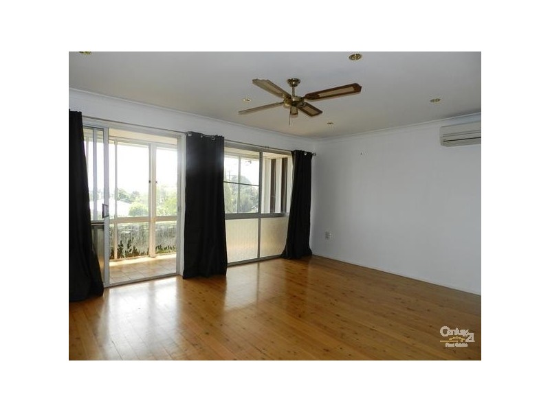 6 Rowbotham Street, Rangeville QLD 4350
