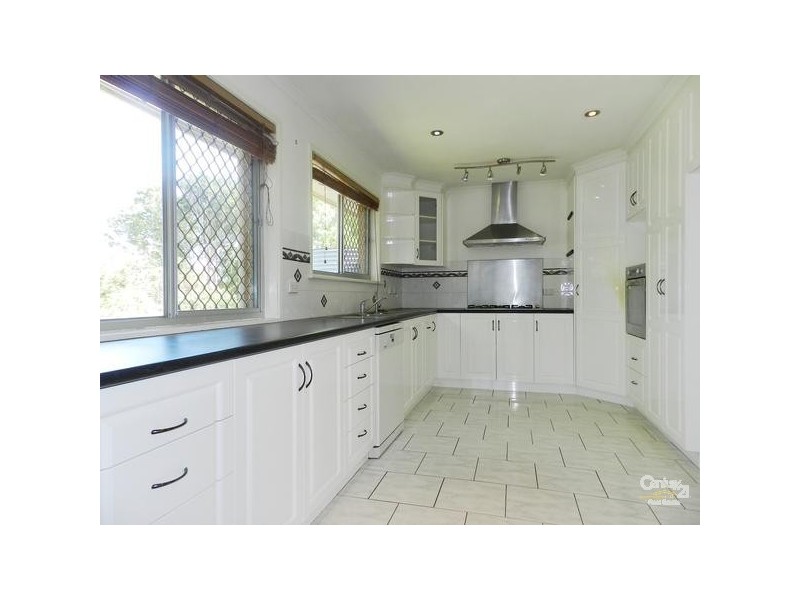 6 Rowbotham Street, Rangeville QLD 4350