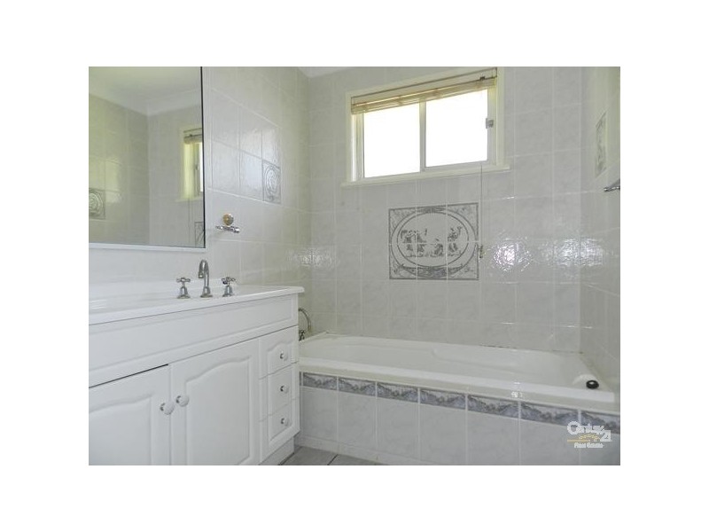 6 Rowbotham Street, Rangeville QLD 4350