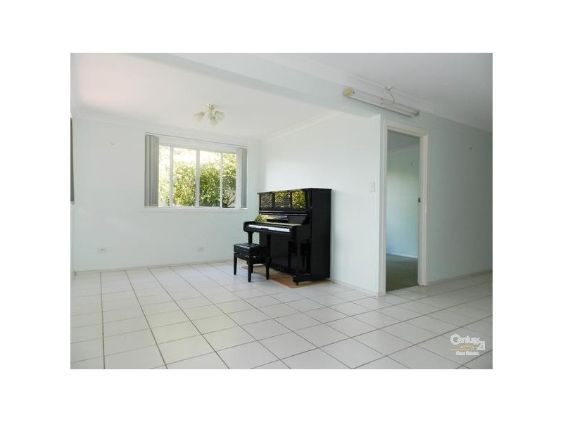 6 Rowbotham Street, Rangeville QLD 4350