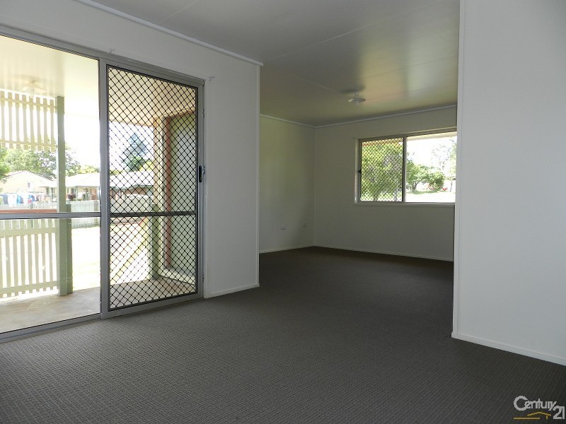 21 Festival Street, Rockville QLD 4350