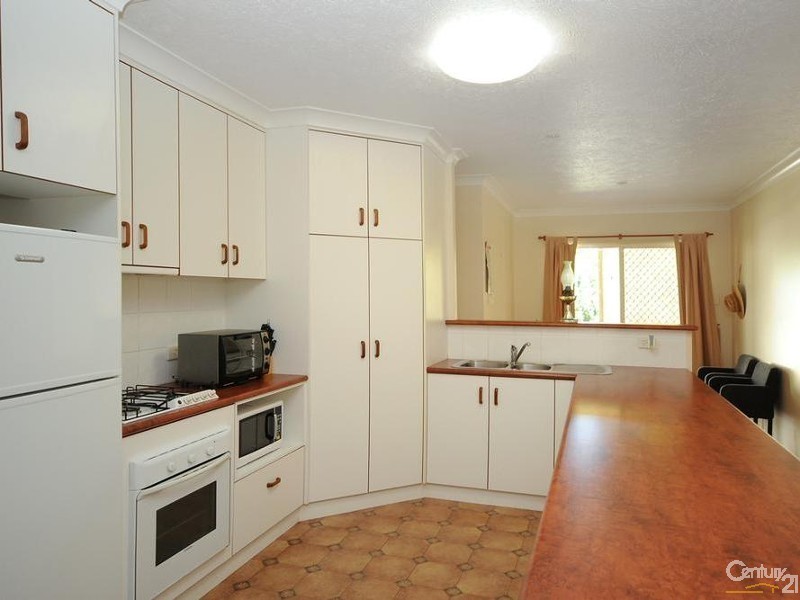 38 Catalina Drive, Wilsonton QLD 4350