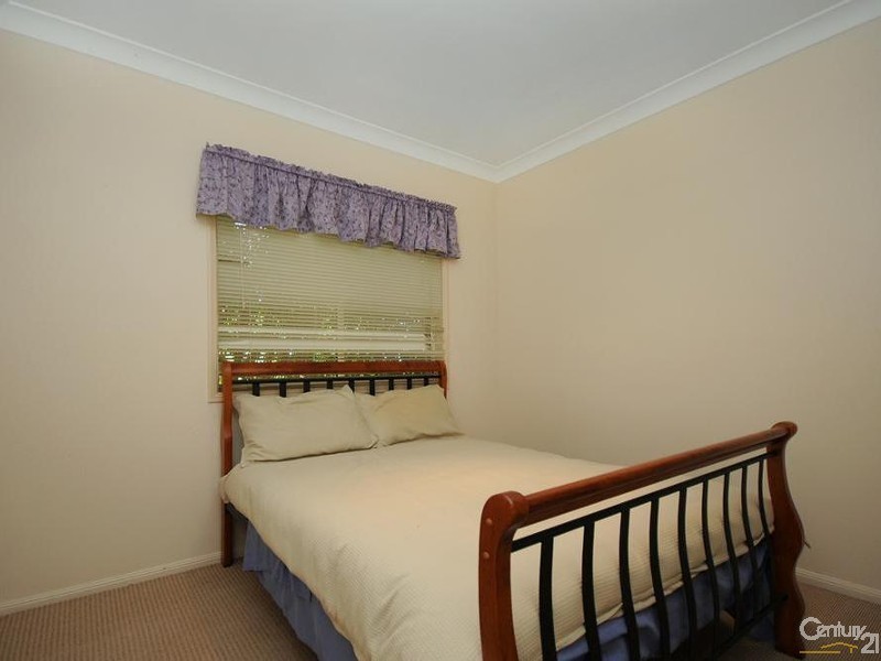 38 Catalina Drive, Wilsonton QLD 4350