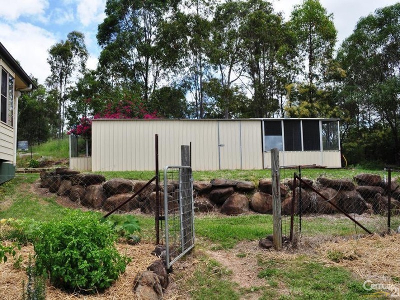 2 Hoods Road, Upper Lockyer via, Murphys Creek QLD 4352