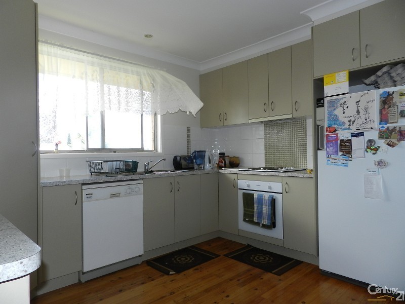 28 Hunter Street, Centenary Heights QLD 4350