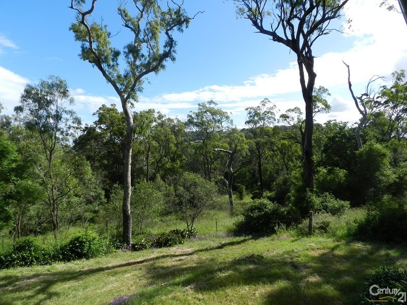 13 Phalaris Court, Meringandan West QLD 4352