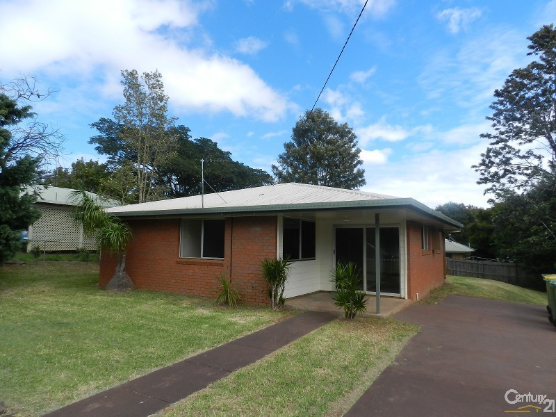 177 Tor Street, Wilsonton Heights QLD 4350