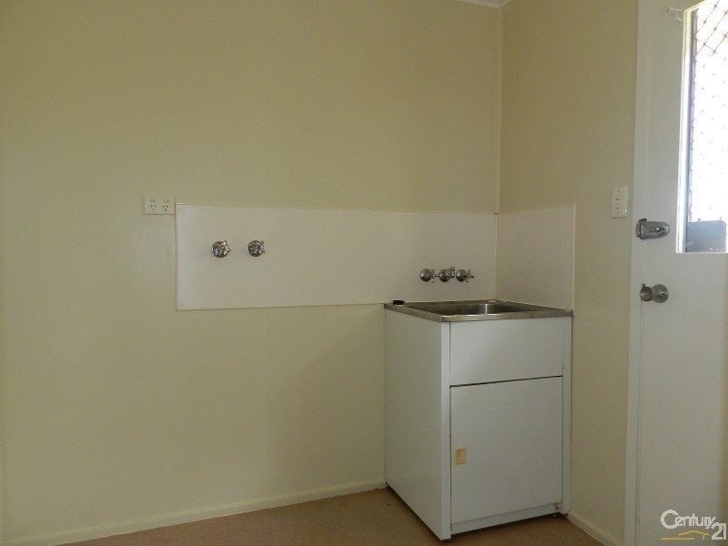 10 Charter Crescent, Rockville QLD 4350