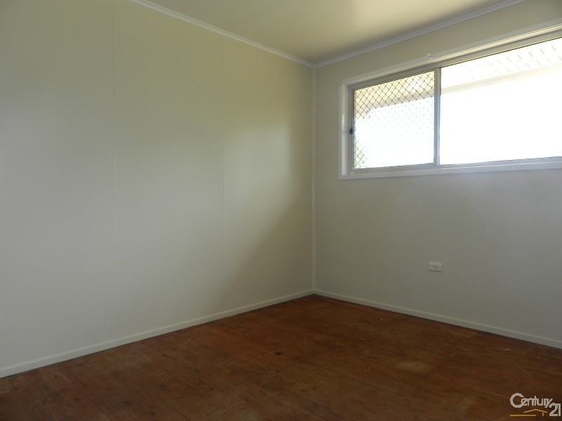 10 Charter Crescent, Rockville QLD 4350