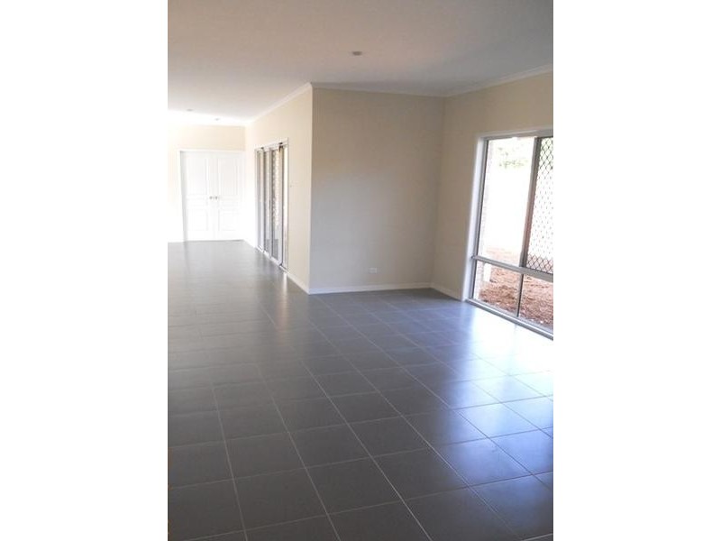 11 Karene Court, Withcott QLD 4352