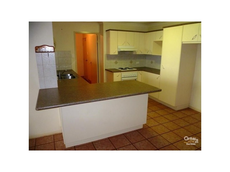 6 Batch Court, Harristown QLD 4350