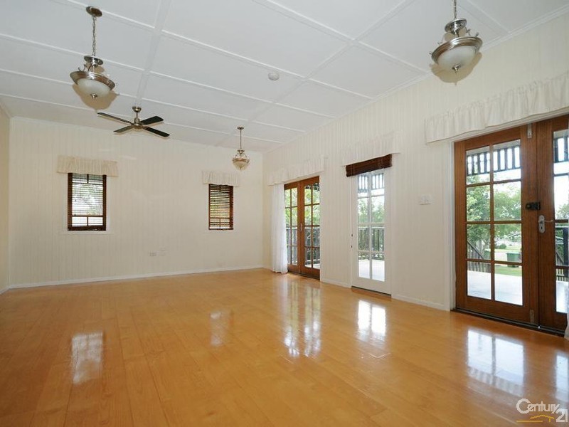 85 Stephen Street, Harristown QLD 4350