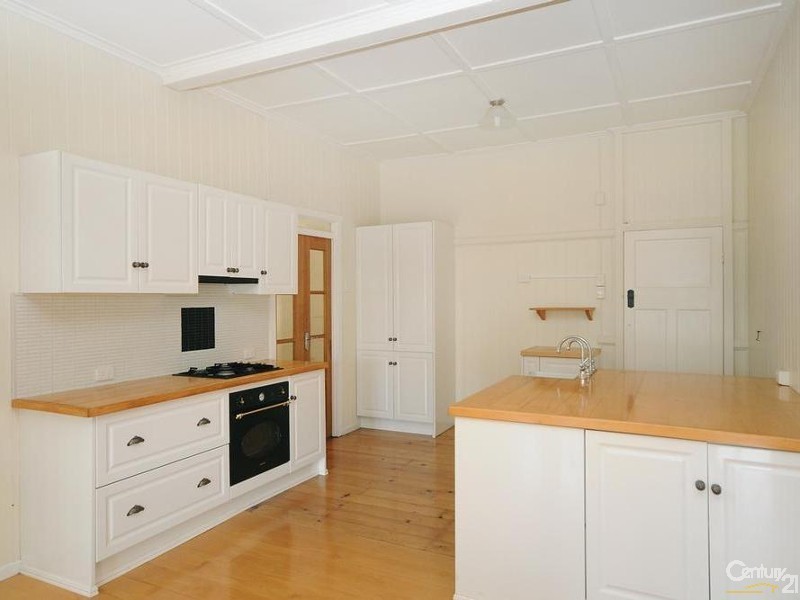 85 Stephen Street, Harristown QLD 4350