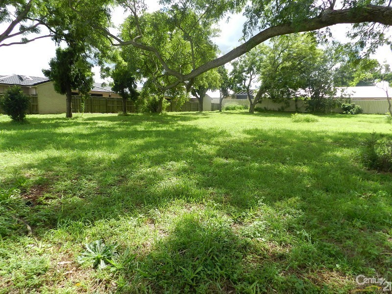 5 Blake Street, Wilsonton QLD 4350