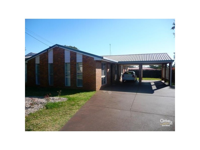 1/5 Diane Court, Centenary Heights QLD 4350