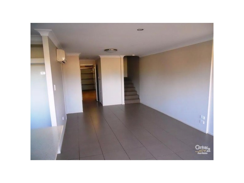 6/16 Anzac Avenue, Newtown QLD 4350