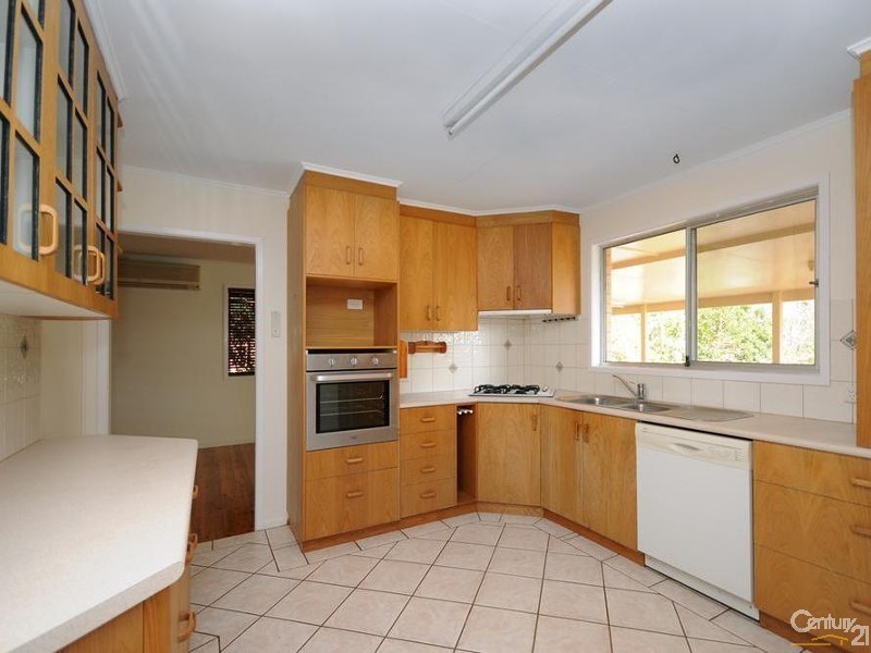 19 Leichhardt Street, Centenary Heights QLD 4350