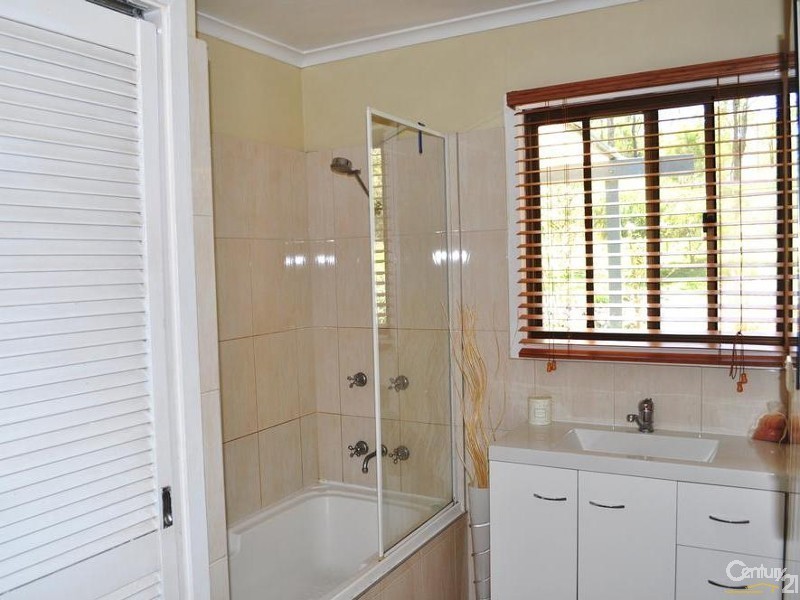 70 Koreelah Street, Upper Lockyer via, Murphys Creek QLD 4352