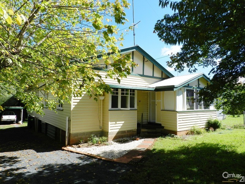 97 Ruthven Street, Harlaxton QLD 4350