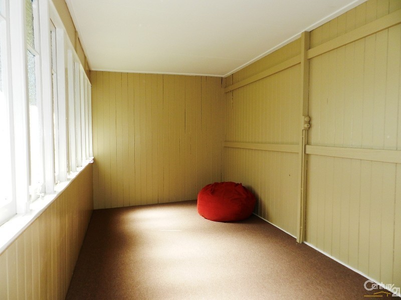 97 Ruthven Street, Harlaxton QLD 4350