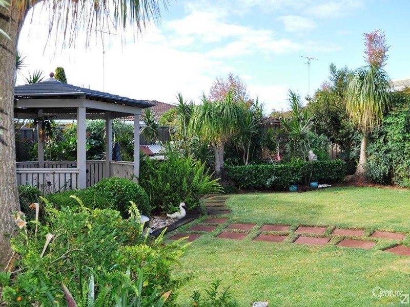 15 Orchid Street, Centenary Heights QLD 4350