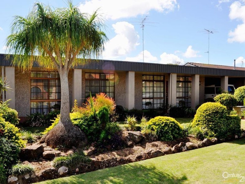 15 Orchid Street, Centenary Heights QLD 4350