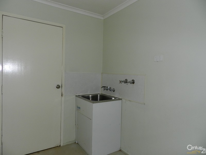 19 O’Brien Street, Harlaxton QLD 4350