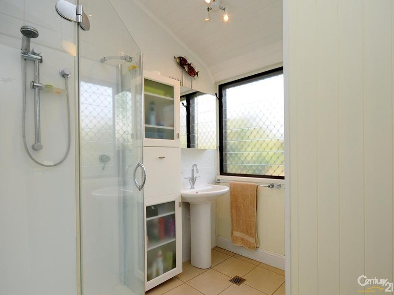 11 Ascot Street, Newtown QLD 4350