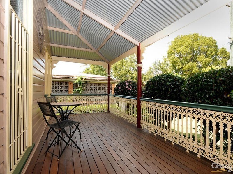 11 Ascot Street, Newtown QLD 4350