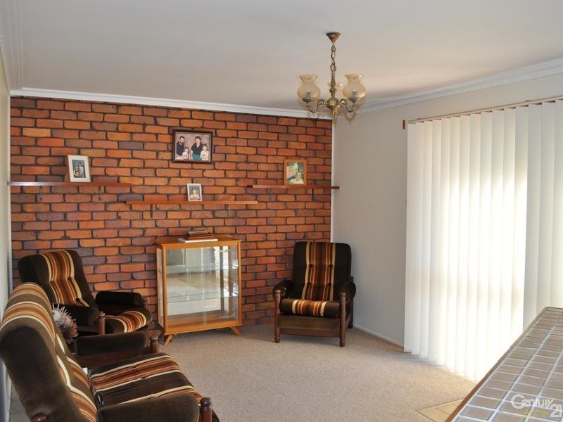 18 Kookaburra Court, Glenvale QLD 4350