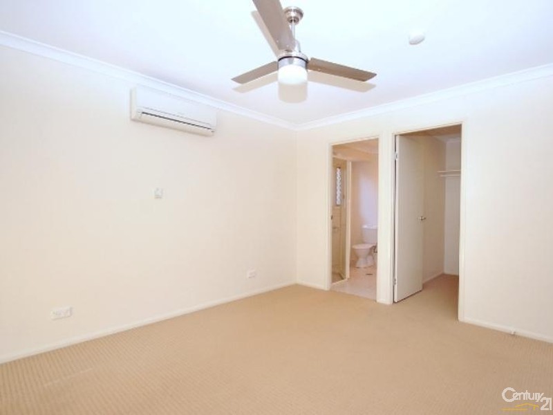 10 Moorina Drive, Harristown QLD 4350