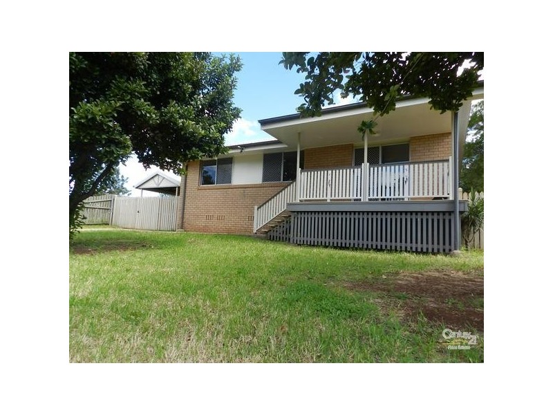 10 Charter Crescent, Rockville QLD 4350