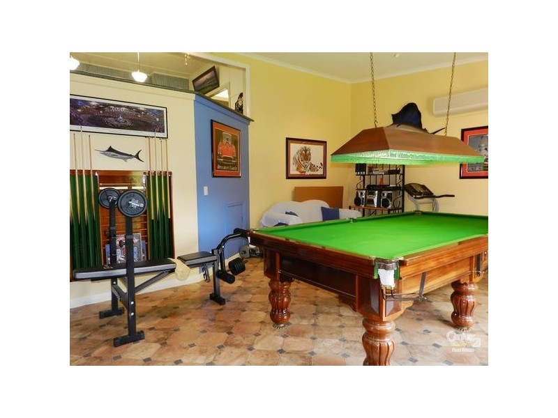 9 Duncraggon Street, South Toowoomba QLD 4350