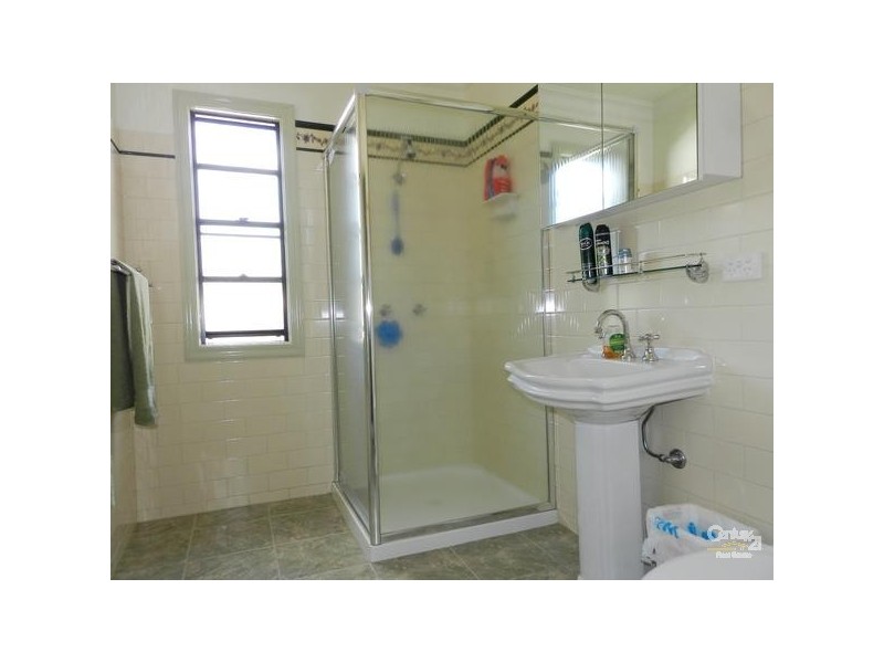 9 Duncraggon Street, South Toowoomba QLD 4350