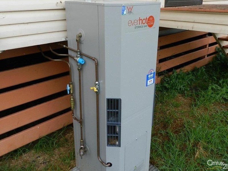 15 Rebwonga Street, Kingsthorpe QLD 4400