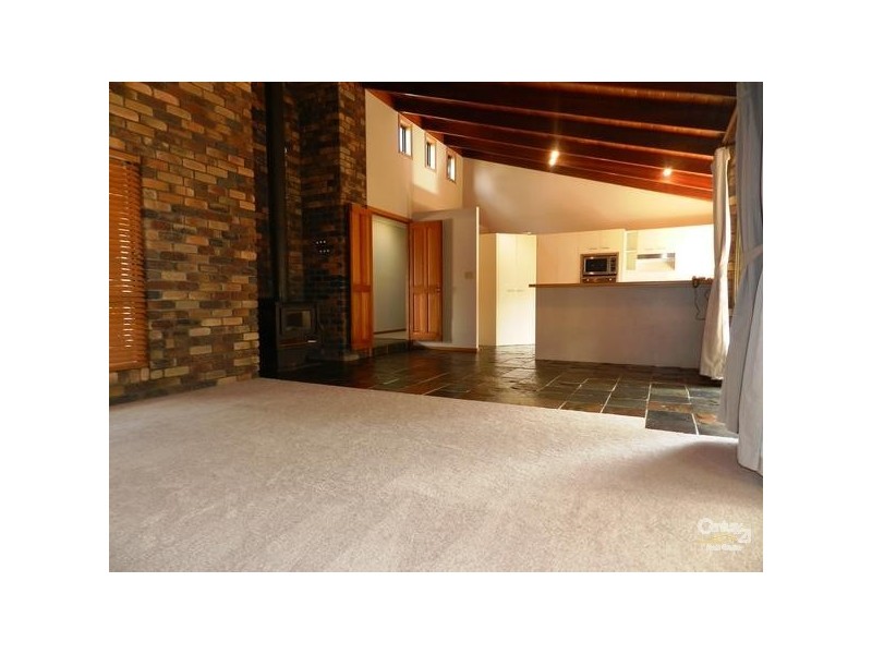 5 Lorna Court, Centenary Heights QLD 4350
