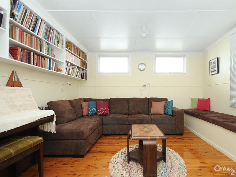 158 Mackenzie Street, East Toowoomba QLD 4350