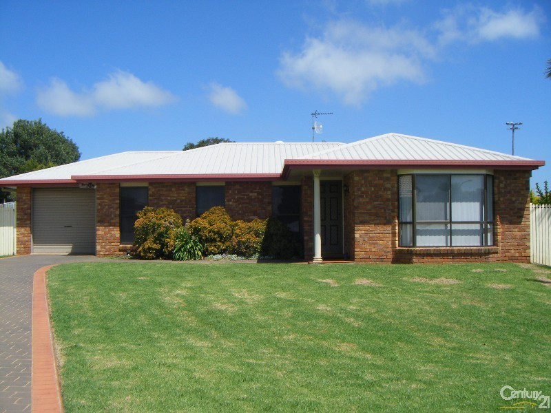 3 Degan Court, Middle Ridge QLD 4350