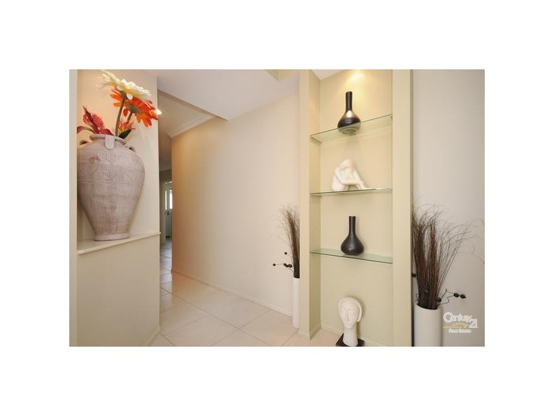 7 Biggs Road, Withcott QLD 4352