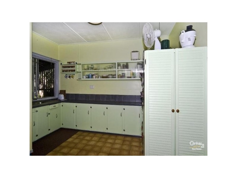 46 Holberton Street, Rockville QLD 4350