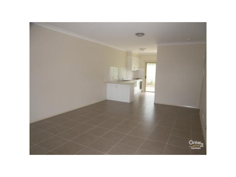 2/38a Cortess Street, Harristown QLD 4350