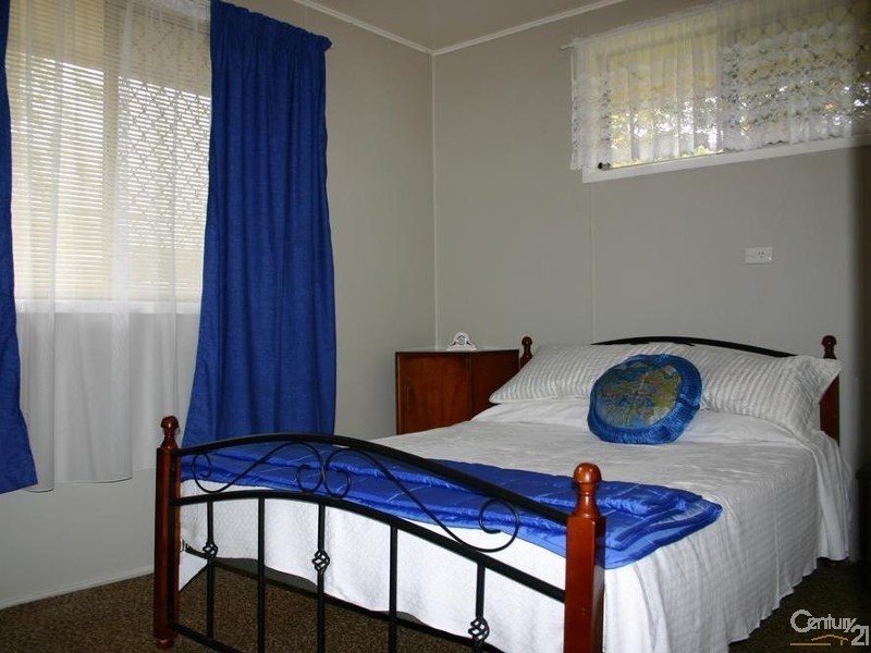 4/14  Ascot Street, Newtown QLD 4350