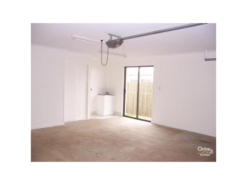 17 Kurrawa Street, Glenvale QLD 4350