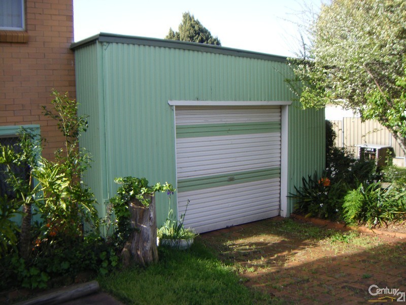 20 Hillside Street, Newtown QLD 4350